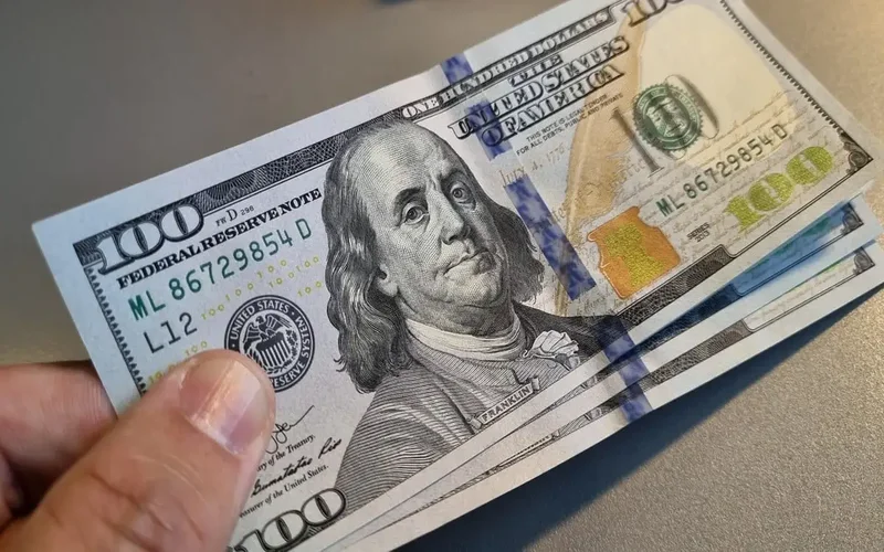 El dólar blue bajó y en San Juan se negoció a .420