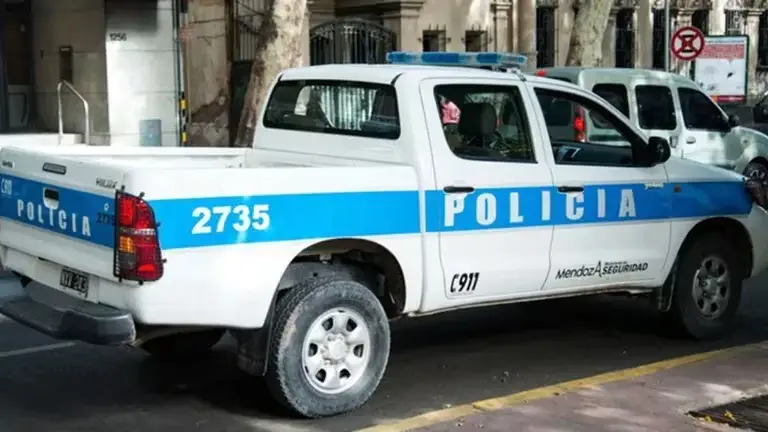 Hallaron muerto a un hombre de 77 años en Mendoza: estaba atado de pies y manos