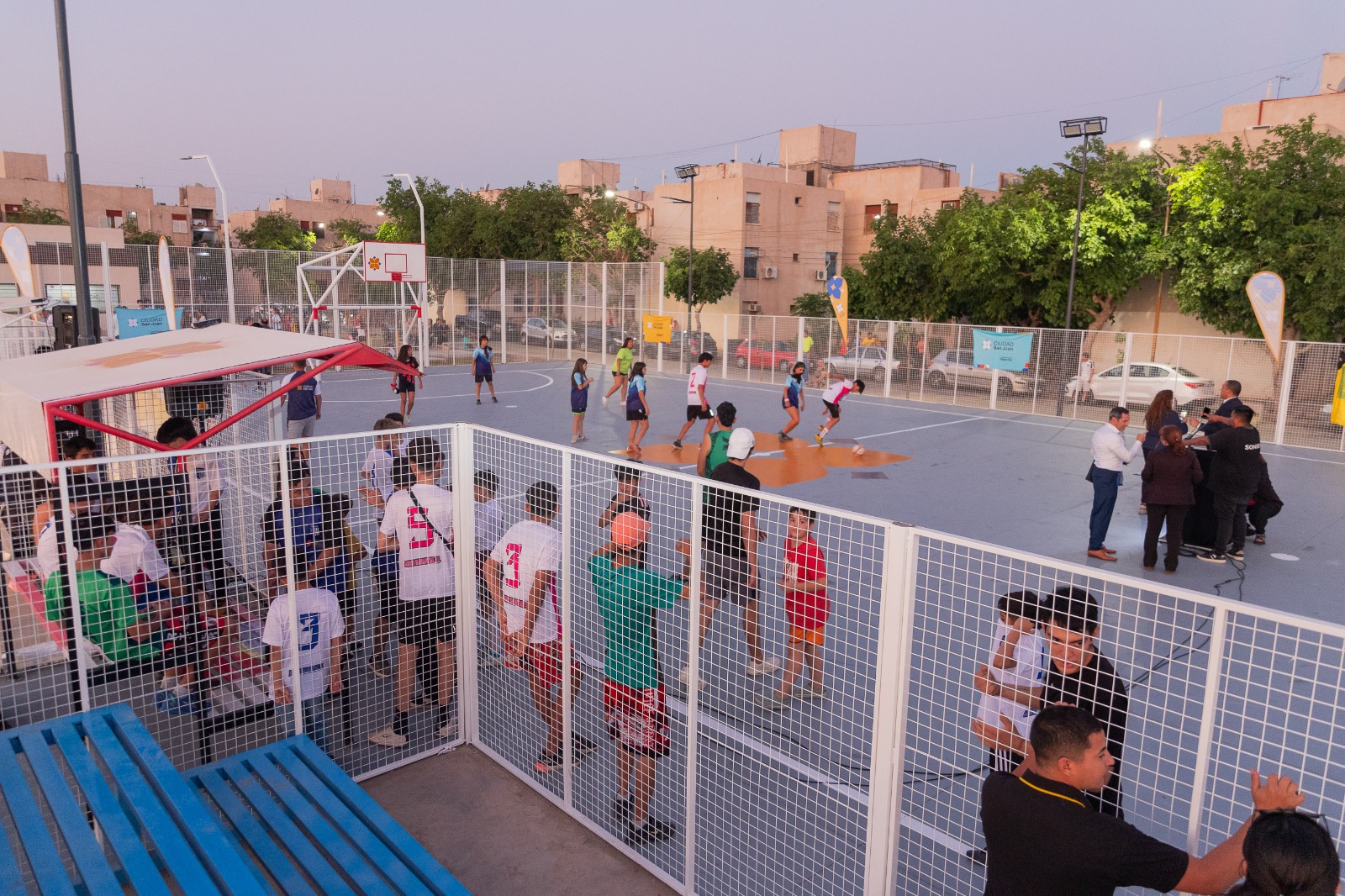 Nuevo espacio deportivo en el Barrio Manantial: más moderno e inclusivo