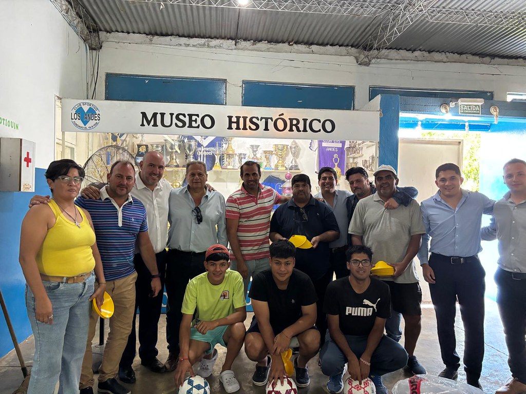 reunió con prestadores y clubes en Valle Fértil
