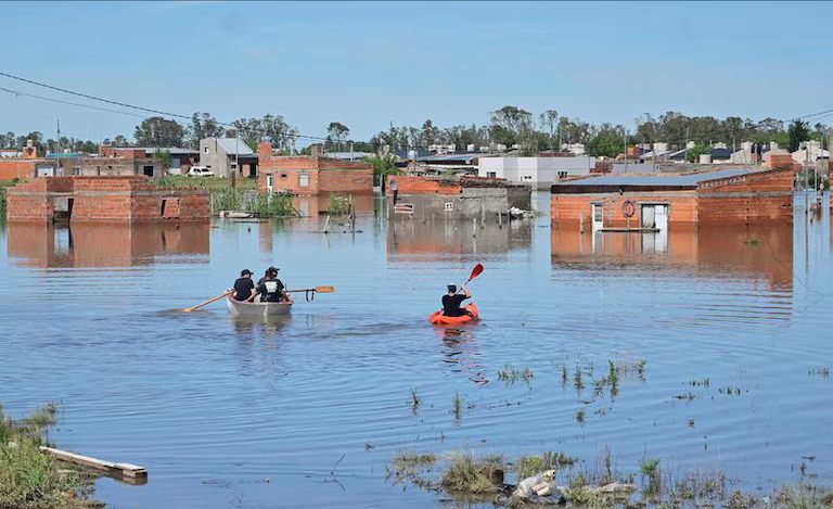 El Gobierno vetó en su totalidad la ley de emergencia por las inundaciones en Bahía Blanca