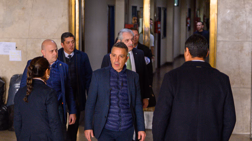 Causa Seguros: Alberto Fernández amplió su indagatoria y trató de explicar las facturas con el broker Martínez Sosa