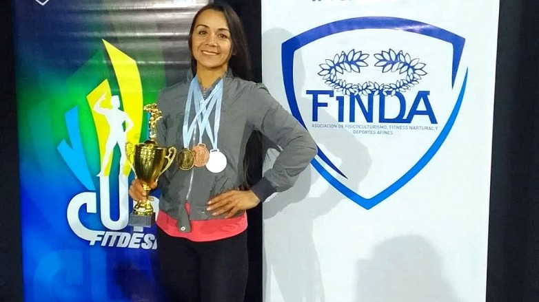 Triple podio y copa para Cecilia Román en la FITDESA Cup en Buenos Aires