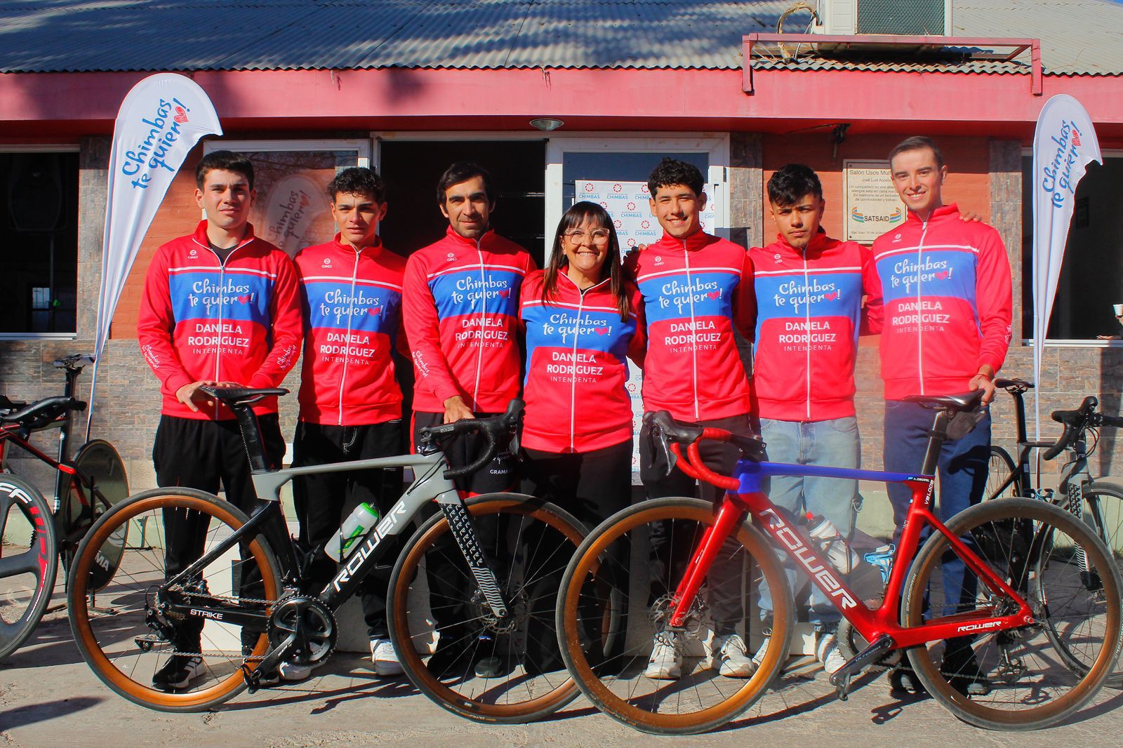 Chimbas presentó a su equipo de ciclismo para la temporada