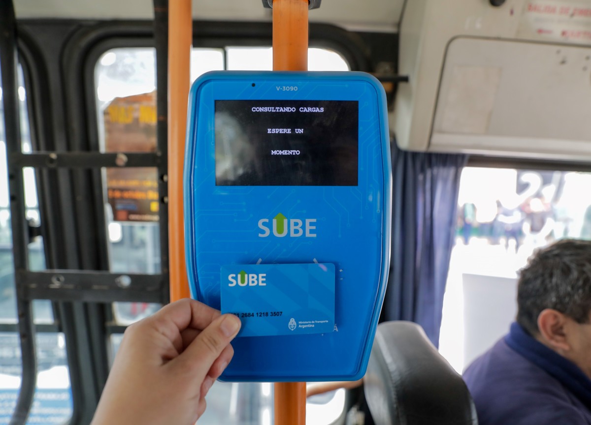 Cada vez más estudiantes viajan gratis: creció un 66% el uso del Boleto Escolar