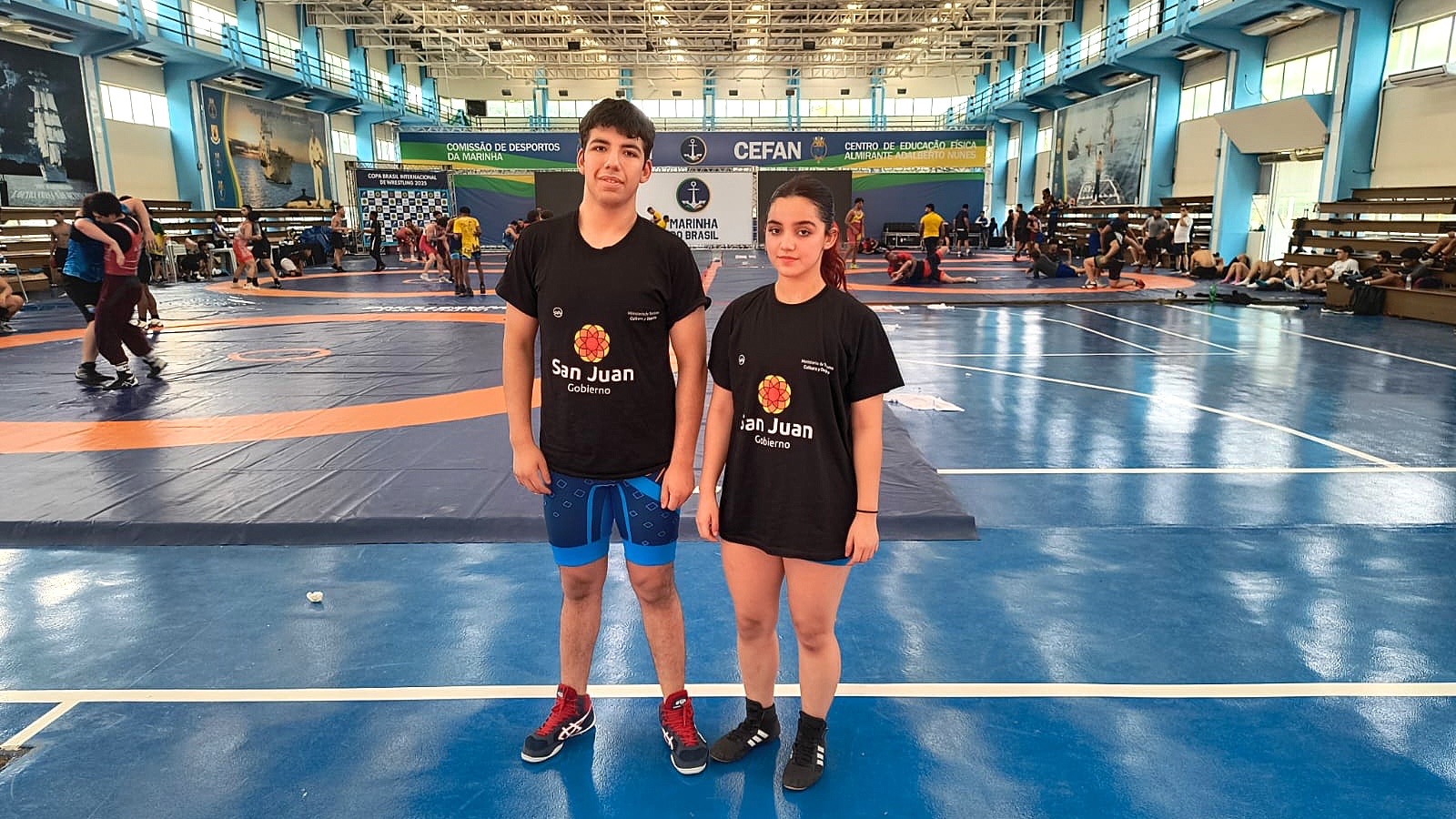 Anabella y Mateo Valle se preparan para el sudamericano de lucha en Brasil