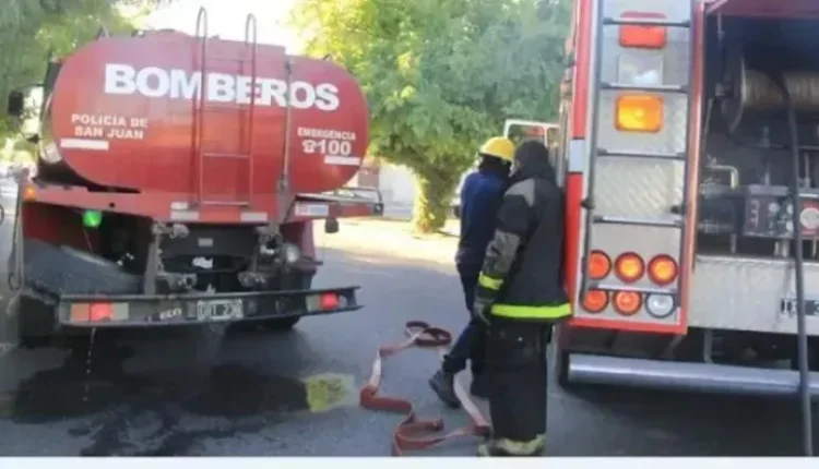 Susto en Concepción: se incendió un colchón y el rápido accionar de Bomberos salvó una vivienda