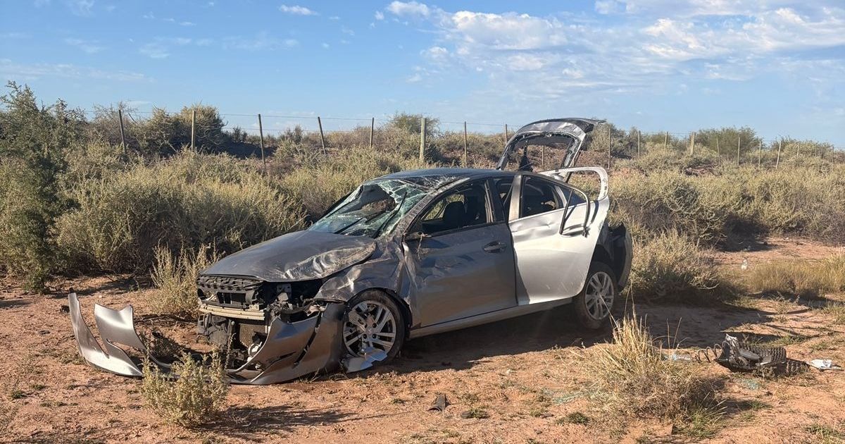 Tres horas de misterio tras el vuelco en El Encón: una sanjuanina sigue  grave y la familia apunta a abandono – DIARIO D3 NOTICIAS | SAN JUAN  ARGENTINA