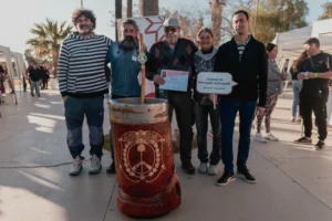 Los creadores del mate gigante, que representa a la provincia: Quattropani, Abadía, Sarasúa, Bonnet y Quero (de izq. a der)