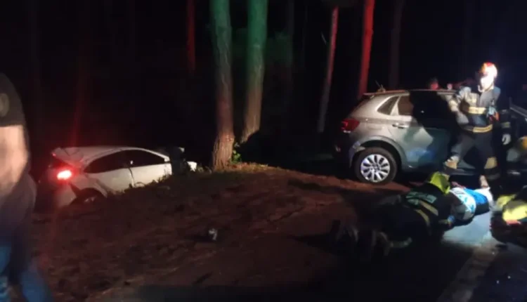 Tragedia en Misiones: dos hombres murieron tras un violento choque frontal sobre la Ruta 12