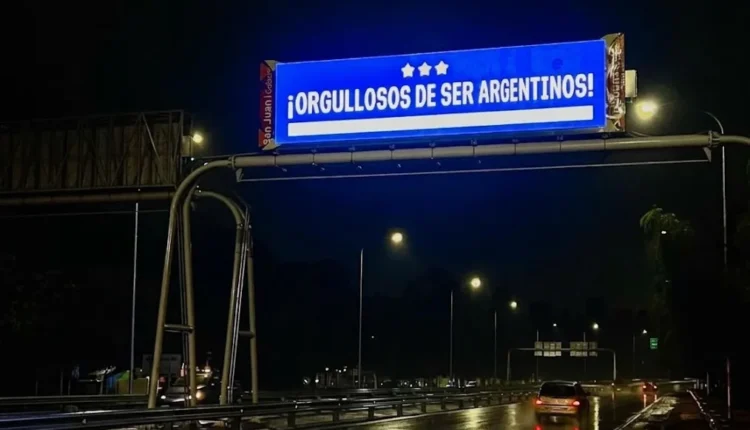 San Juan agradeció a la Selección con un emotivo mensaje en los carteles de Circunvalación