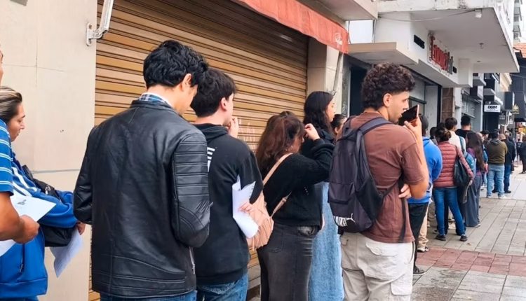 Casi 7 de cada 10 jóvenes están inactivos, desocupados o tienen un empleo informal según la UCA