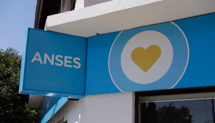 ANSES: quiénes cobran hoy, martes 25 de agosto de 2026