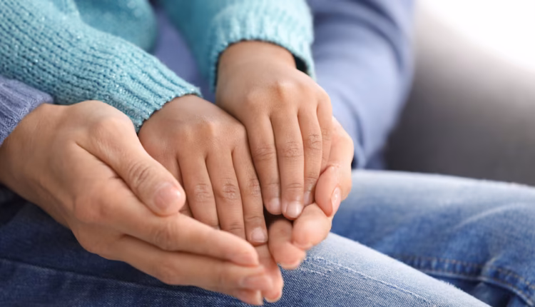 Adopción: el proyecto que busca dar prioridad a las familias de tránsito después de un año