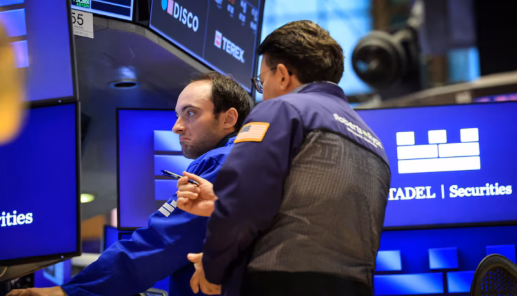 Las acciones argentinas trepan hasta 5% en Wall Street, sin negocios en la Bolsa local por el feriado