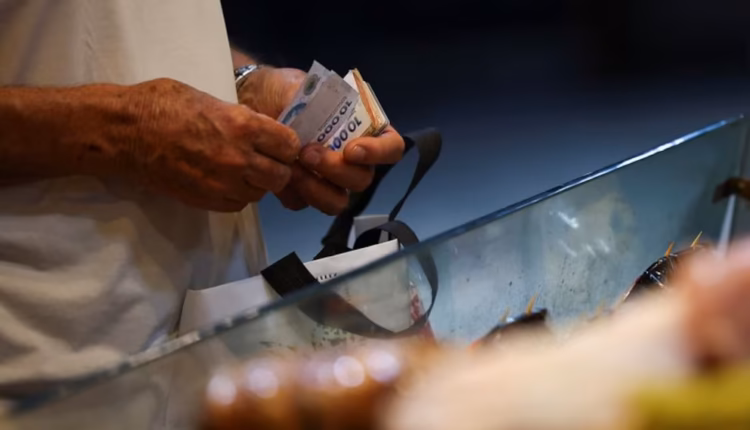 La inflación en julio fue de 2,1% y acumuló 33,8% en los últimos doce meses