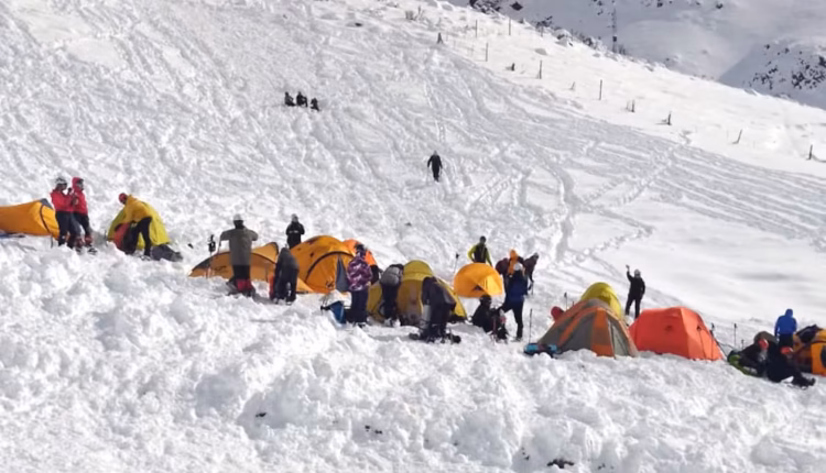 Rescataron a un grupo de montañistas que habían quedado varados por la nieve: cómo fue el operativo