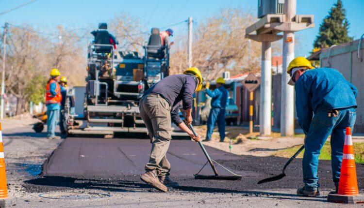 Rivadavia avanza con la repavimentación de calle Reconquista