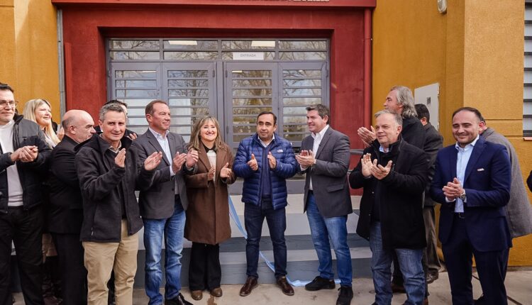 Orrego anunció en Iglesia la construcción del primer parque solar híbrido comunitario de San Juan