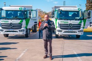 Miodowsky presentó dos nuevas movilidades para fortalecer los servicios en Rivadavia
