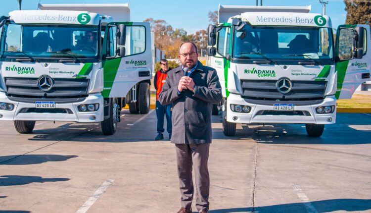 Miodowsky presentó dos nuevas movilidades para fortalecer los servicios en Rivadavia
