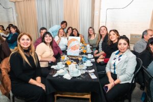 Con una tarde de té y recreación, la Ciudad homenajeó a docentes de Educación Especial