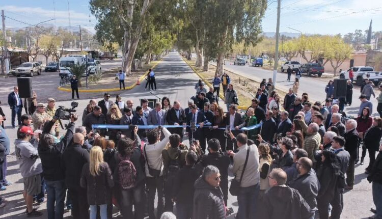 Más de 13.000 m² de calles renovadas: Rivadavia inauguró la repavimentación de Godoy y Baigorria