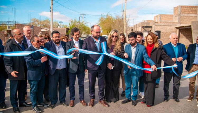 Rivadavia suma nuevas obras en el marco de su 118° aniversario: se inauguró el pavimento de Posta del Ángel y calle Salinas