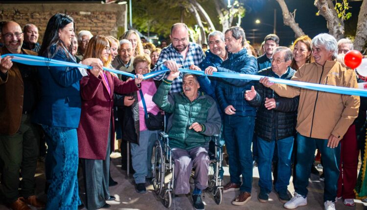 Rivadavia inauguró nuevas veredas e iluminación LED en La Bebida