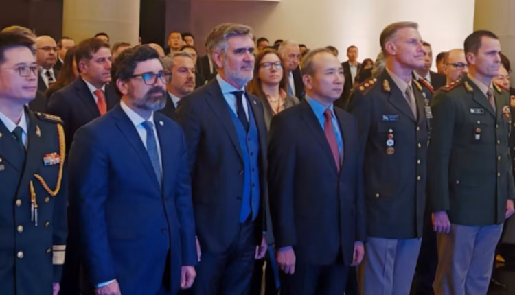La Cancillería Argentina y la Legislatura de la Ciudad de Buenos Aires suspendieron un acto por la presión de China