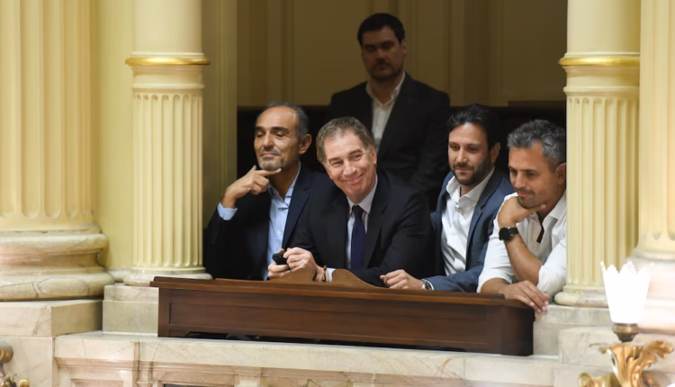 Javier Milei sigue la sesión en Diputados desde Olivos: el optimismo del Gobierno y una “alerta” que encendió la oposición
