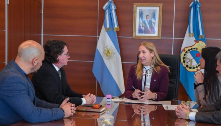 Futuros abogados a la cancha: la UCCuyo y el Ministerio de Gobierno suman prácticas profesionales