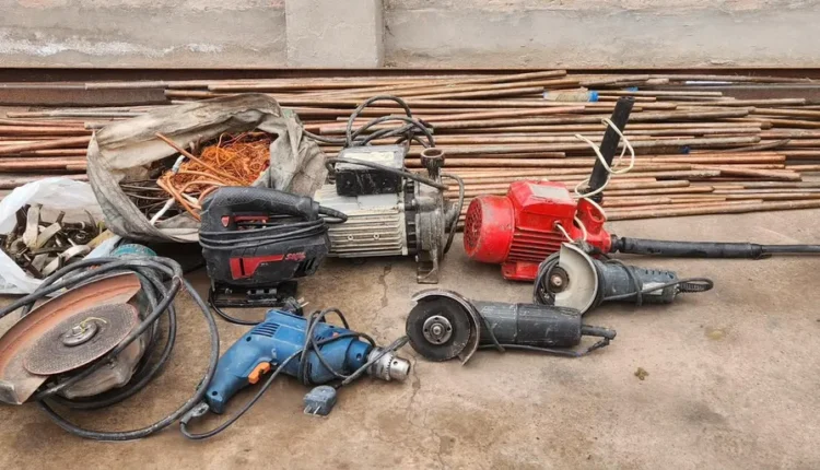 Clausuran una “chacarita” clandestina en Chimbas y secuestran más de 230 kilos de metales
