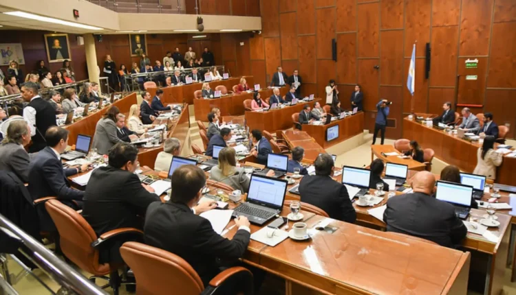 Sesión clave en la Legislatura: Diputados debaten hoy el proyecto minero Vicuña y un acuerdo vial