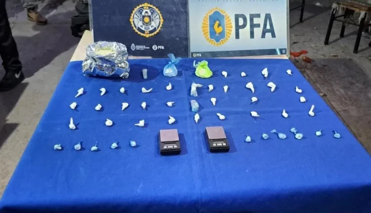 Desmantelan un punto de venta de cocaína en Caucete y detienen a un hombre in fraganti