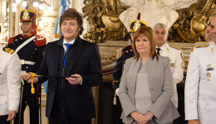 El Gobierno reordena la agenda legislativa y buscará avanzar con el Super-RIGI y la reforma política en el Senado