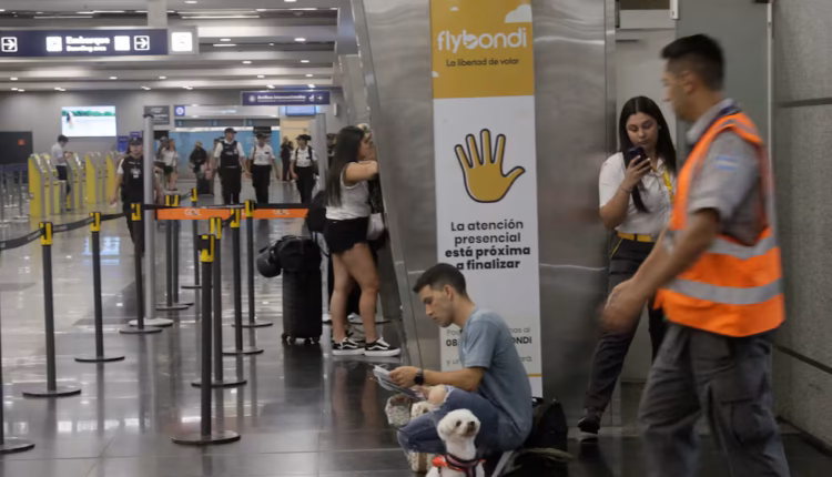 Flybondi lleva 12 días sin volar y profundiza su crisis