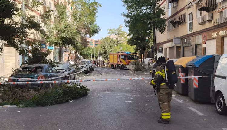 Un nuevo terremoto de 4.8 en Granada y varias réplicas de hasta 4.2 ha dejado al menos tres heridos leves