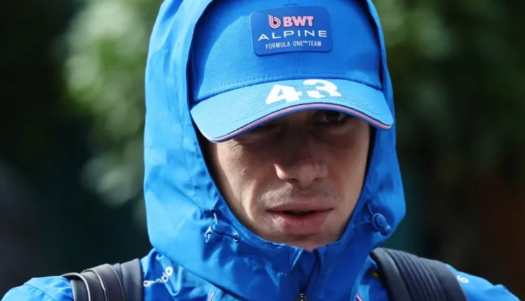 Franco Colapinto ya corre el Gran Premio de los Países Bajos: ganó algunos puestos tras una buena largada