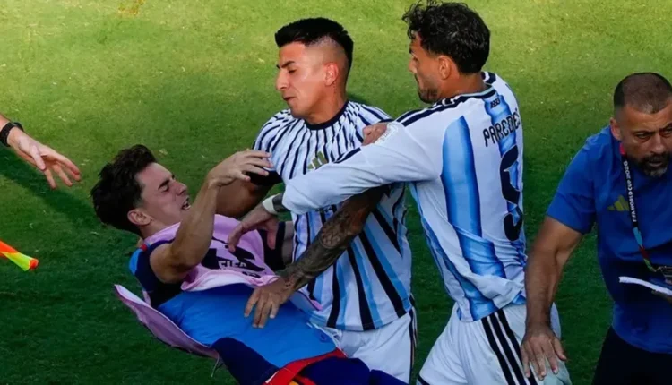 FIFA sancionó con dureza a Paredes y a otros integrantes de la Selección por los incidentes del Mundial