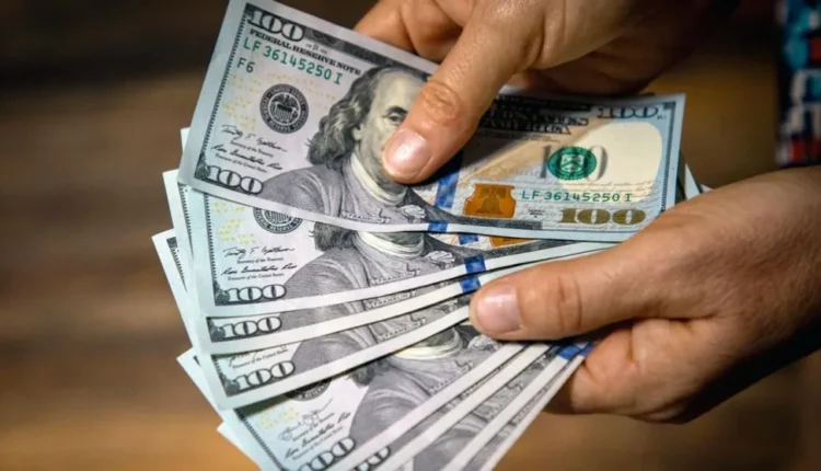 El dólar blue en San Juan mantuvo su tendencia alcista y cerró a .585 para la venta