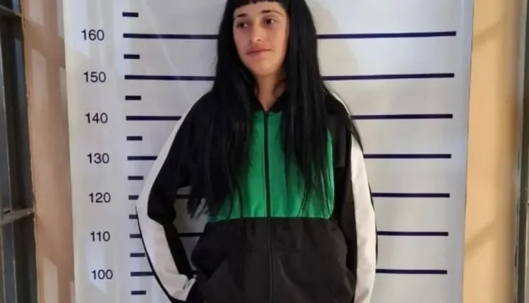 Violento ataque en 25 de Mayo: detuvieron a dos mujeres tras apedrear una vivienda en el barrio Algarrobo Verde