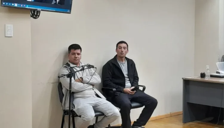 Dos policías quedaron a un paso del juicio por balear a un joven durante una persecución