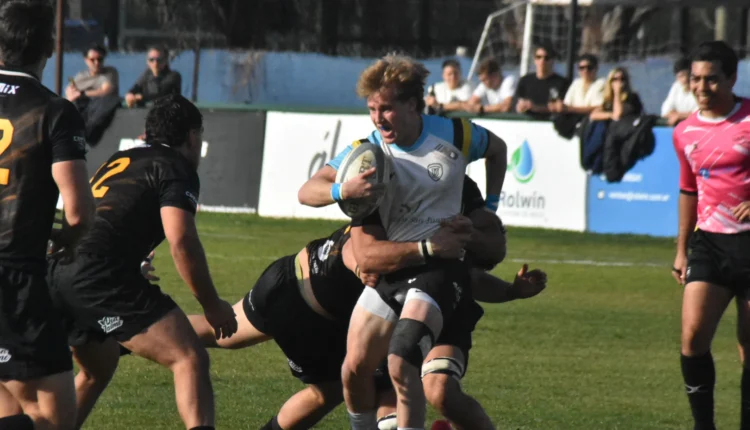 Universitario recibe a Liceo en un duelo con antecedentes parejos