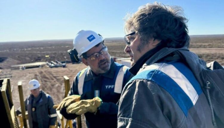 Vaca Muerta y la minería generan dólares, pero el empleo no despega: la advertencia que preocupa al Gobierno