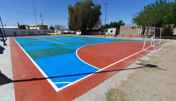 San Juan destina más de .840 millones de la minería a la construcción de polideportivos escolares