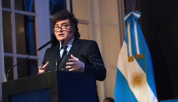 El Gobierno busca contener el malestar social sin abandonar la disciplina fiscal