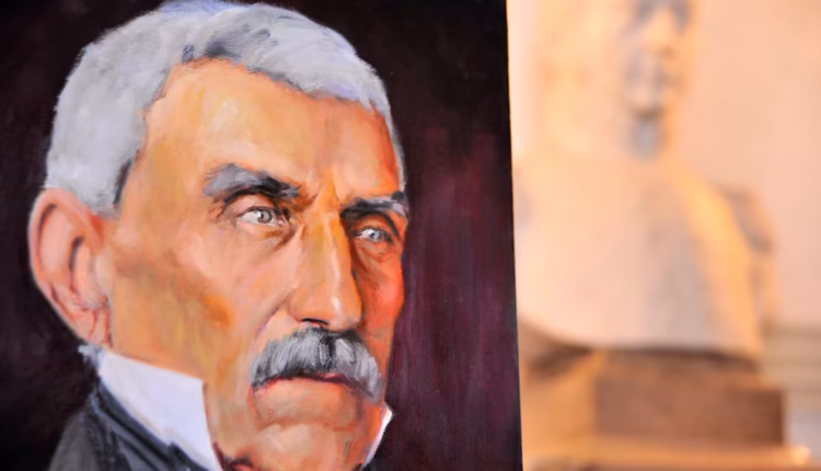 El original retrato de José de San Martín con cataratas que se expuso en la casa de Boulogne sur Mer, donde murió