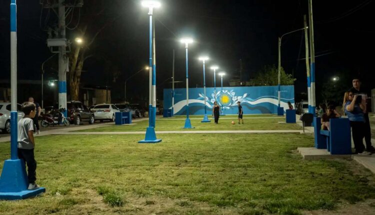 Más iluminación y espacios renovados: Fabián Aballay inauguró obras de mejoras en plazas de los barrios SOEME, ATSA y Loteo Rodríguez