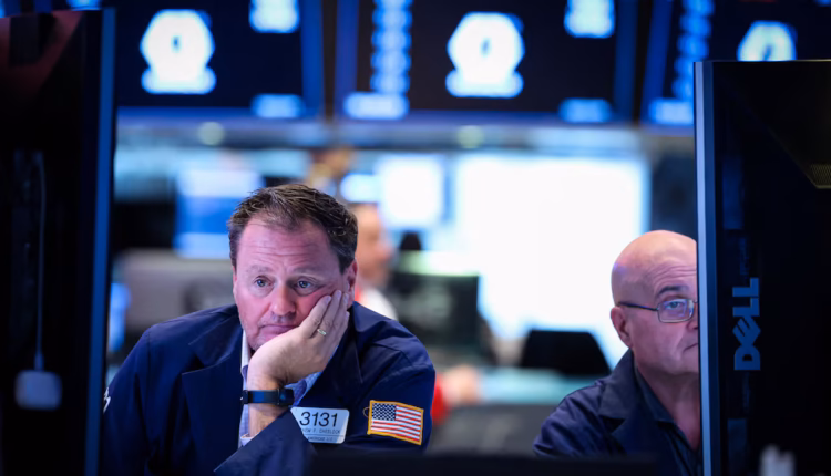 Las acciones argentinas cayeron hasta 8% en Wall Street y las reservas del BCRA perforaron los USD 48.000 millones